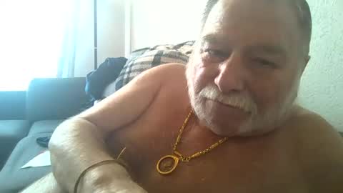 Snapshot of louis_chokdee chatting on 03.09.25 louis_chokdee online show from 03.09.25