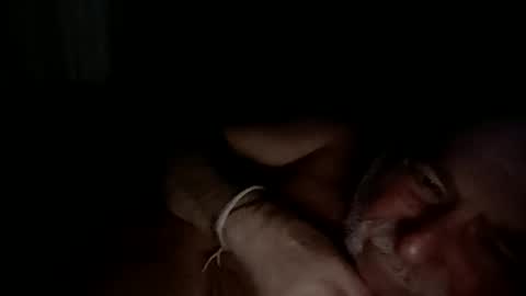 Snapshot of louis_chokdee chatting on 10.13.25 louis_chokdee online show from 10.13.25