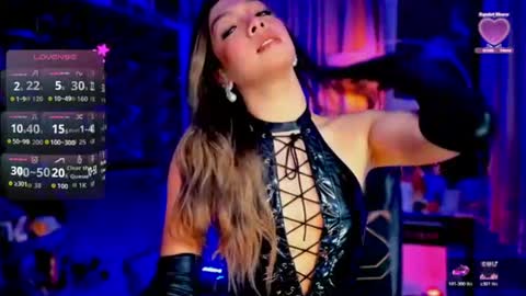 Louisa online show from 07.18.26
