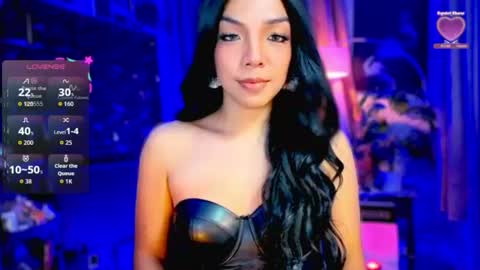 Louisa online show from 08.06.26