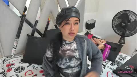 Snapshot of louise_taylorr chatting on 02.03.25 louise_taylorr online show from 02.03.25