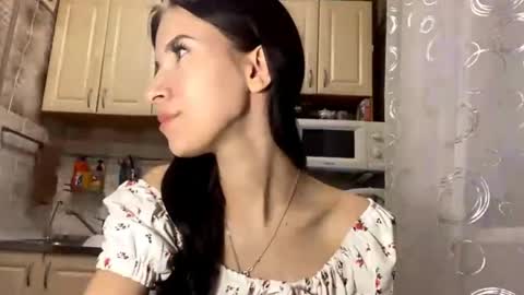 Snapshot of lourabesner chatting on 06.01.26 Lora online show from 06.01.26
