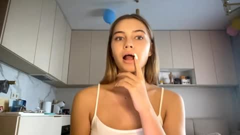 Eliza online show from 05.18.26