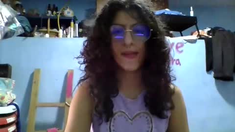Snapshot of love_electra chatting on 09.15.25 love_electra online show from 09.15.25