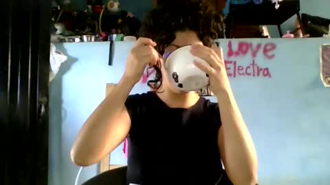 Snapshot of love_electra chatting on 01.07.26 love_electra online show from 01.07.26