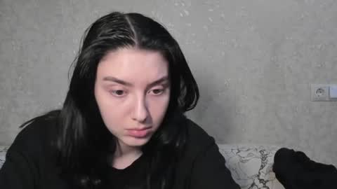 Snapshot of love_lina_muuur chatting on 04.17.26 LINA online show from 04.17.26