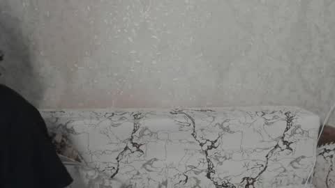 Snapshot of love_lina_muuur chatting on 05.19.26 LINA online show from 05.19.26