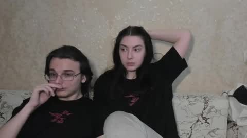 Snapshot of love_lina_muuur chatting on 05.29.26 LINA online show from 05.29.26
