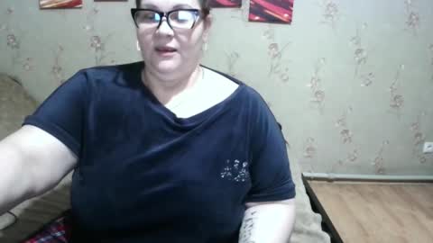 Snapshot of love_milanna chatting on 12.30.24 Milana online show from 12.30.24