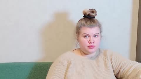 Snapshot of love_wiggy18 chatting on 12.17.24 Ally online show from 12.17.24