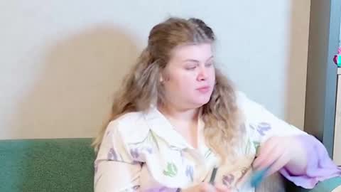 Snapshot of love_wiggy18 chatting on 01.20.25 Ally online show from 01.20.25