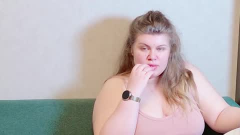 Snapshot of love_wiggy18 chatting on 01.28.25 Ally online show from 01.28.25