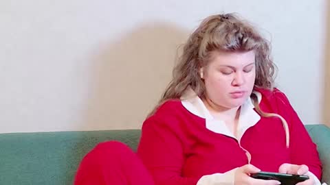 Snapshot of love_wiggy18 chatting on 02.14.25 Ally online show from 02.14.25