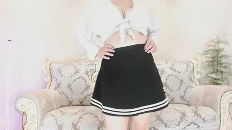 Snapshot of loveame69 chatting on 10.19.25 Amaya online show from 10.19.25