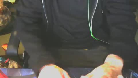 lovebird71 online show from 11.17.25