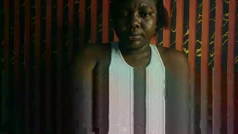 Snapshot of lovecumsluttie chatting on 03.08.26 mila online show from 03.08.26