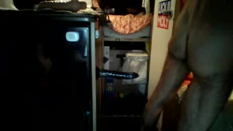 Snapshot of lovefeetcams27 chatting on 11.20.25 lovefeetcams27 online show from 11.20.25