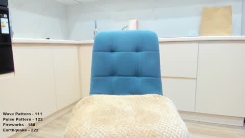 Kate Kim online show from 02.05.25