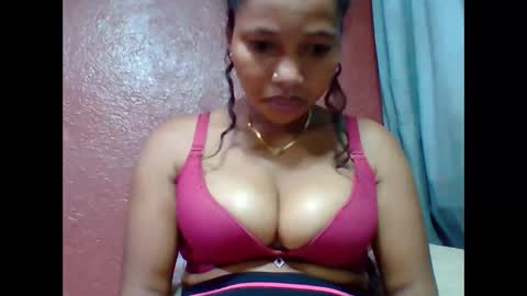 Snapshot of loveinlife750427 chatting on 11.30.25 loveinlife750427 online show from 11.30.25