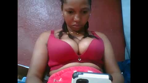 Snapshot of loveinlife750427 chatting on 01.13.26 loveinlife750427 online show from 01.13.26