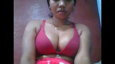 Snapshot of loveinlife750427 chatting on 01.16.26 loveinlife750427 online show from 01.16.26