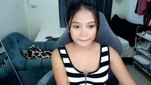 Snapshot of lovely_081 chatting on 06.23.26 LOVELY online show from 06.23.26