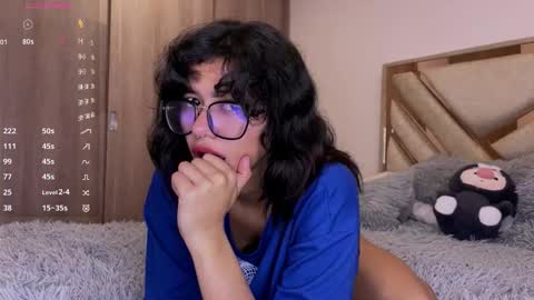 Allyson 3 online show from 10.26.25