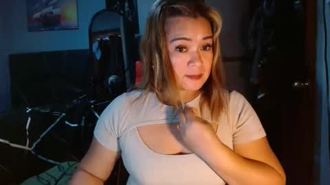 lovely_amara online show from 03.23.26