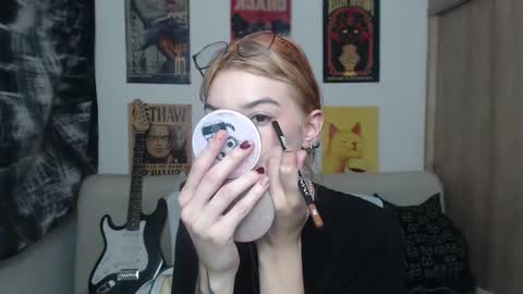 Cassie online show from 02.27.25