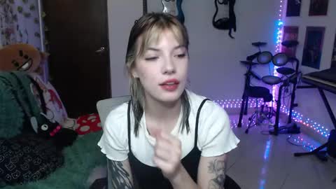Cassie online show from 11.08.25