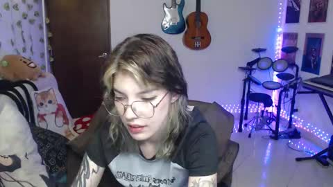 Cassie online show from 11.14.25