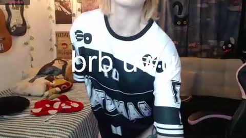 Snapshot of lovely_cass chatting on 07.06.26 Cassie online show from 07.06.26