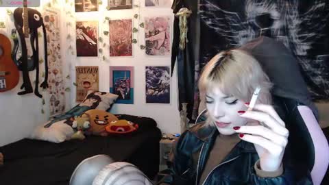 Snapshot of lovely_cass chatting on 07.10.26 Cassie online show from 07.10.26