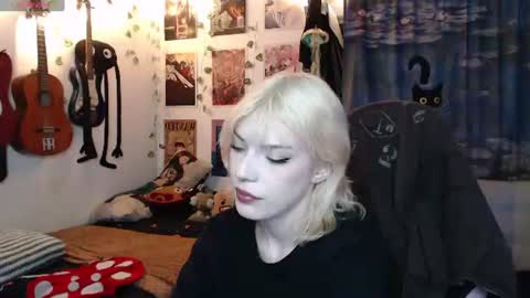 Snapshot of lovely_cass chatting on 08.02.26 Cassie online show from 08.02.26