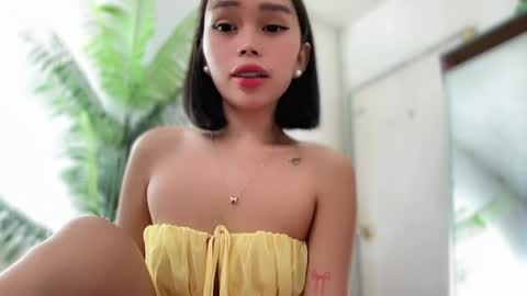 lovely_cittie18 online show from 06.17.26