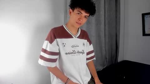 Snapshot of lovely_horny713 chatting on 04.20.26 Salo online show from 04.20.26