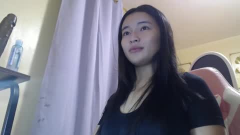 Snapshot of lovely_laura09 chatting on 09.19.25 Lovely Laura online show from 09.19.25