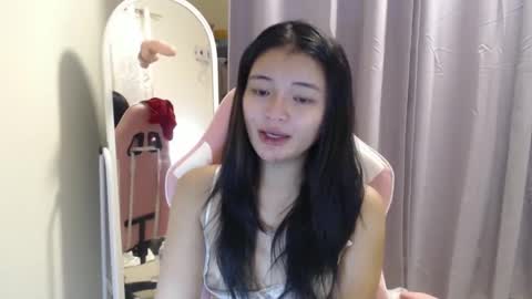 Snapshot of lovely_laura09 chatting on 10.02.25 Lovely Laura online show from 10.02.25