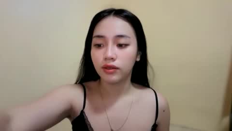 Snapshot of lovely_leah23 chatting on 09.19.25 lovely_leah23 online show from 09.19.25