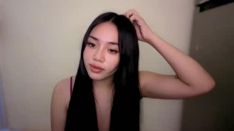 Snapshot of lovely_leah23 chatting on 10.03.25 lovely_leah23 online show from 10.03.25