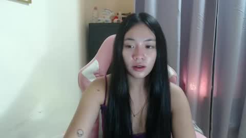 Snapshot of lovely_leah23 chatting on 10.11.25 lovely_leah23 online show from 10.11.25