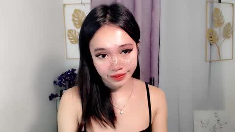 lovely_lianne online show from 04.23.26
