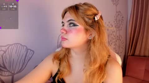 Snapshot of lovely_paris_01 chatting on 07.13.26 Paris Rose online show from 07.13.26