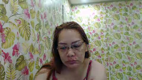 Snapshot of lovelyasiancutie chatting on 12.18.25 lovelyasiancutie online show from 12.18.25