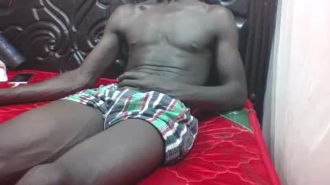 Snapshot of lovelydickboy chatting on 11.24.25 lovelydickboy online show from 11.24.25