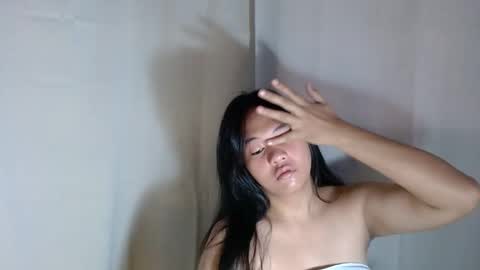 Snapshot of lovelykadita chatting on 10.14.25 Kadita3 online show from 10.14.25
