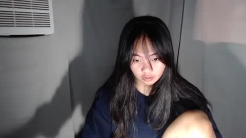 Snapshot of lovelykadita chatting on 10.22.25 Kadita3 online show from 10.22.25