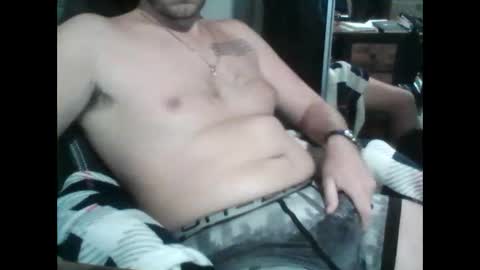 Snapshot of lovelylaur_xo chatting on 01.14.26 LovelyLaur online show from 01.14.26