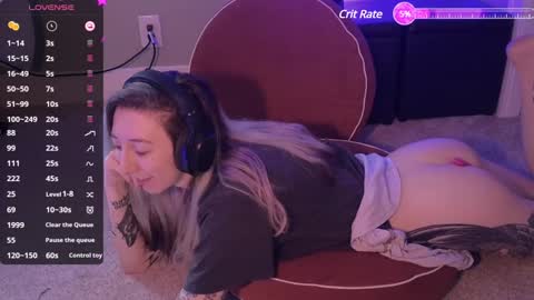 Snapshot of lovelylittlelucyy chatting on 12.08.24 lovelylittlelucyy online show from 12.08.24