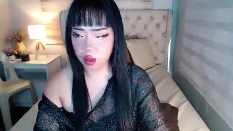 Snapshot of lovelymarie69 chatting on 05.27.26 Rebeca online show from 05.27.26